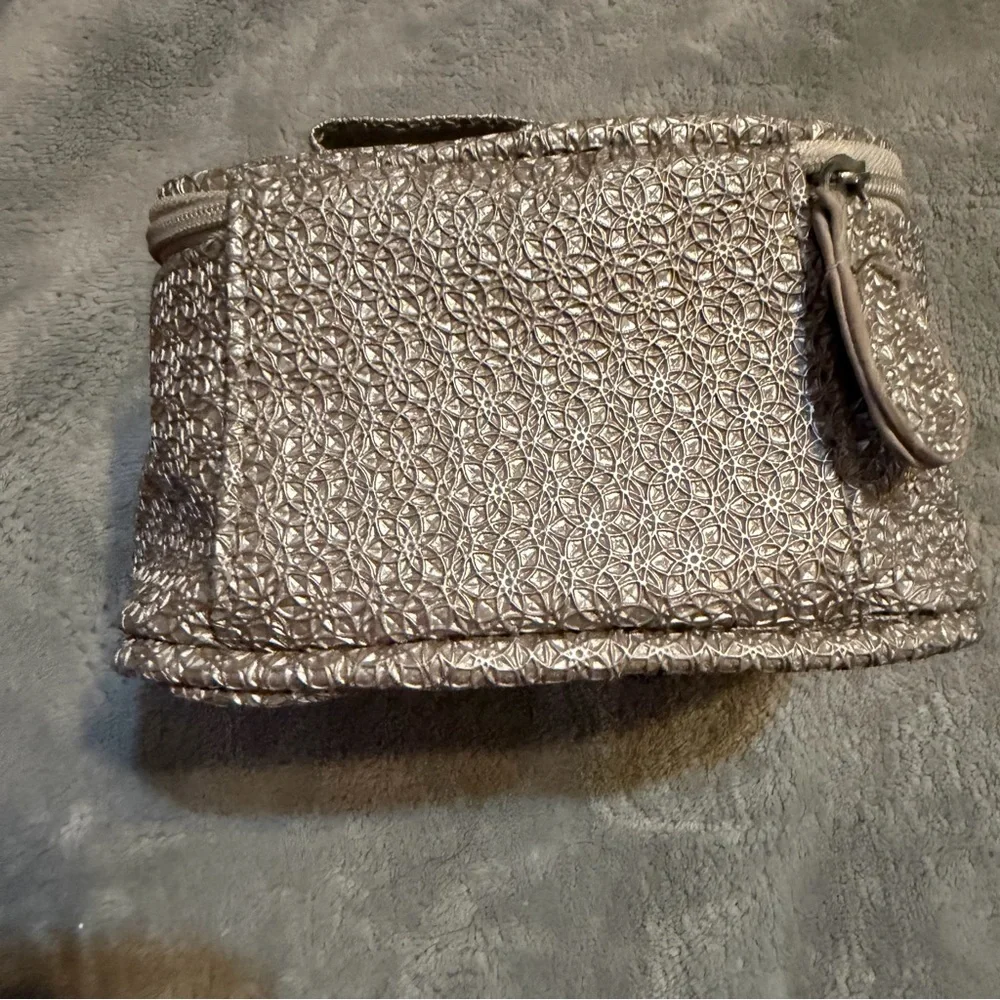 Laura Ashley Metallic Floral Jewelry‎ Bag Travel Case Organizer Zip